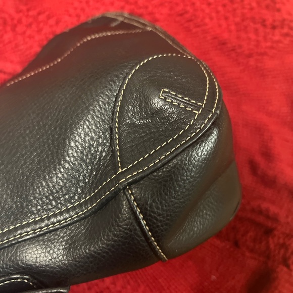 Liz Claiborne Black Leather Shoulder Bag - Picture 3 of 7